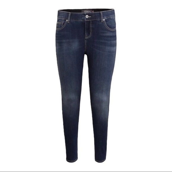 TORRID BOMBSHELL SKINNY PREMIUM STRETCH DARK WASH - Picture 1 of 6